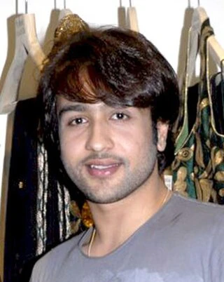 Adhyayan Suman headshot