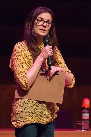 Aisling Bea headshot