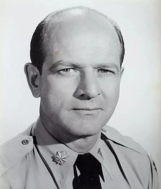 Alan Hewitt headshot