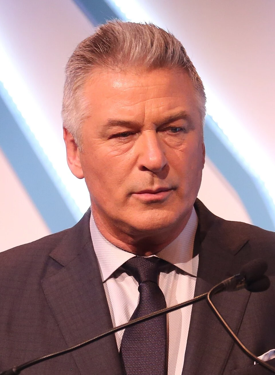 Alec Baldwin headshot
