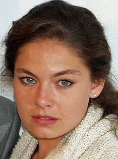 Alexa Davalos headshot
