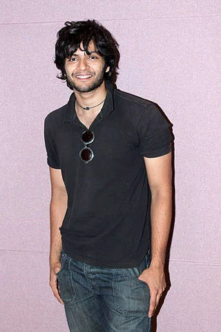 Ali Fazal headshot