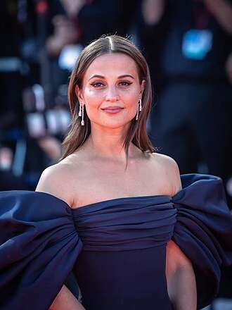 Alicia Vikander headshot