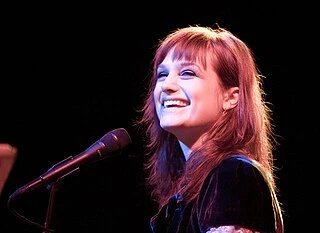 Alison Sudol headshot