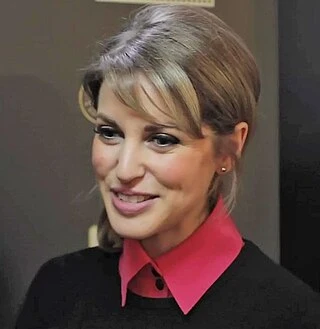 Amy Huberman headshot