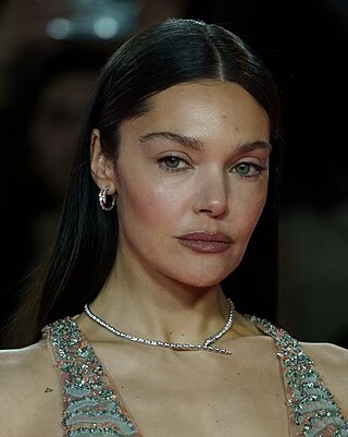 Ana Rujas headshot