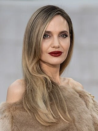 Angelina Jolie Pitt image