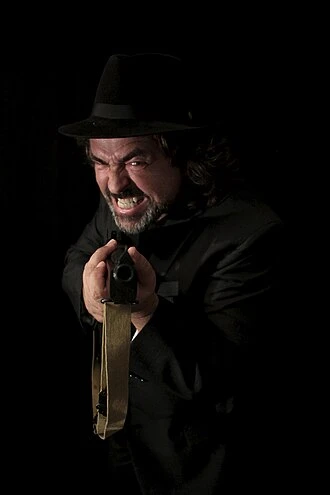 Angus Macfadyen headshot