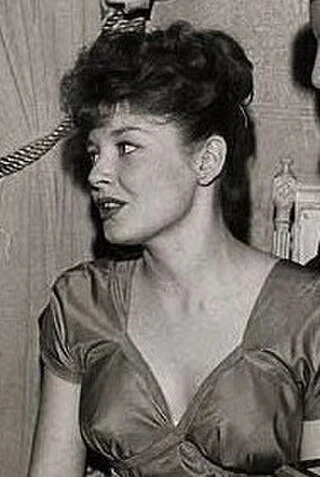 Anita Gillette headshot