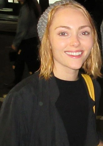 AnnaSophia Robb headshot