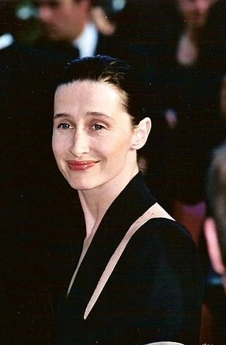 Anne Brochet headshot