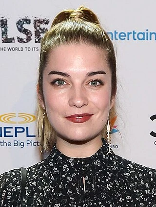 Annie Murphy headshot