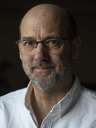 Anthony Edwards headshot