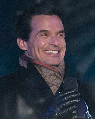 Antonio Sabàto Jr. headshot
