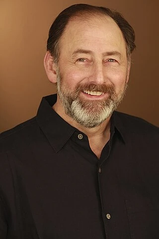 Arye Gross headshot