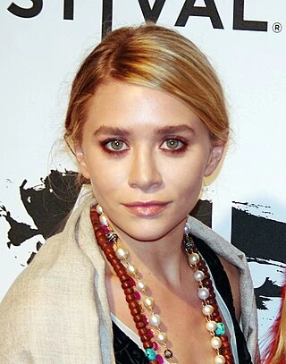 Ashley Olsen headshot
