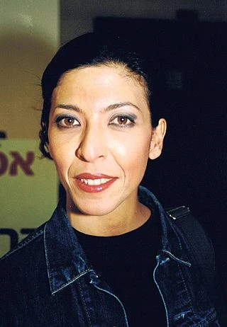 Asi Levy headshot