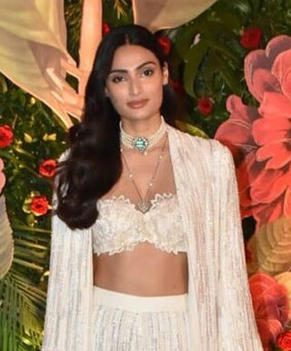 Athiya Shetty headshot