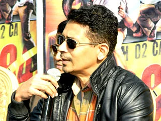 Atul Kulkarni headshot
