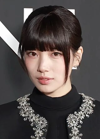 Bae Suzy headshot