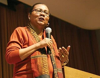 bell hooks headshot
