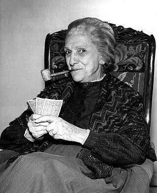Beulah Bondi headshot