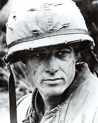 Brad Davis headshot