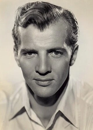 Bruce Bennett headshot