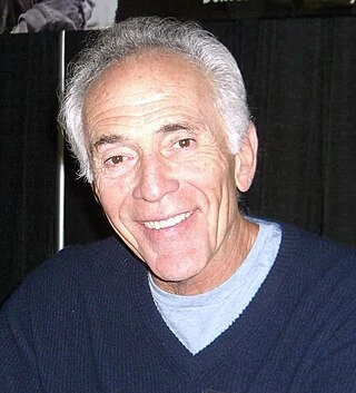 Bruce Weitz headshot