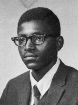 Carl Lumbly headshot