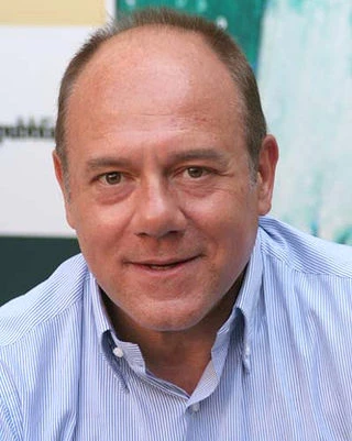 Carlo Verdone headshot