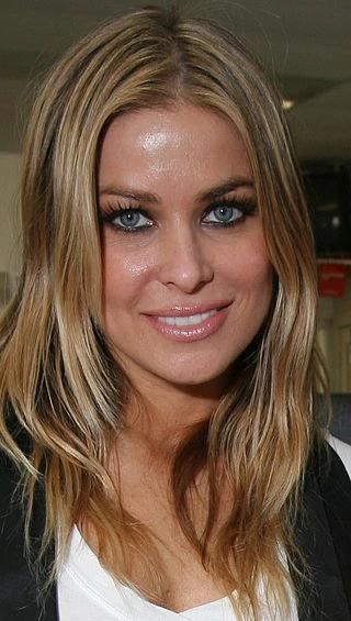 Carmen Electra headshot