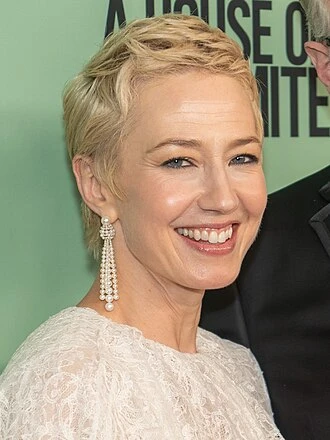 Carrie Coon headshot