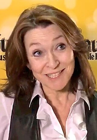Cherie Lunghi headshot