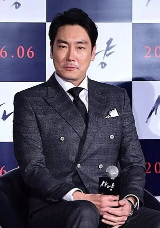Cho Jin-woong headshot