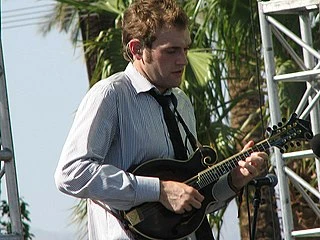 Chris Thile headshot