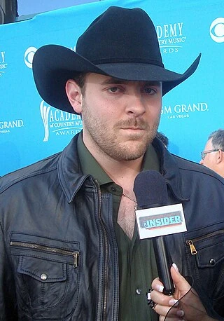 Chris Young headshot