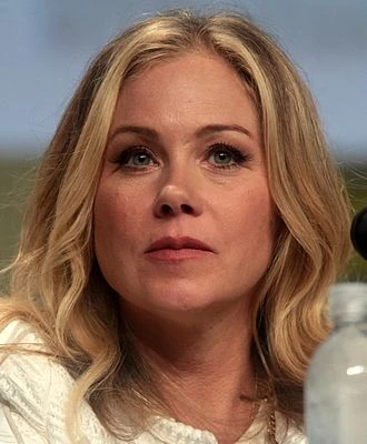 Christina Applegate headshot