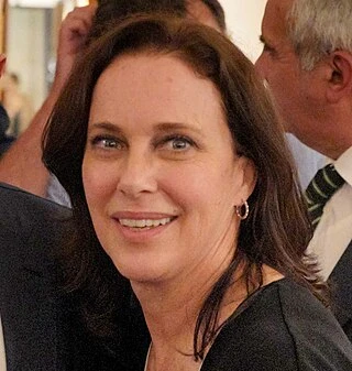 Clarissa Burt headshot