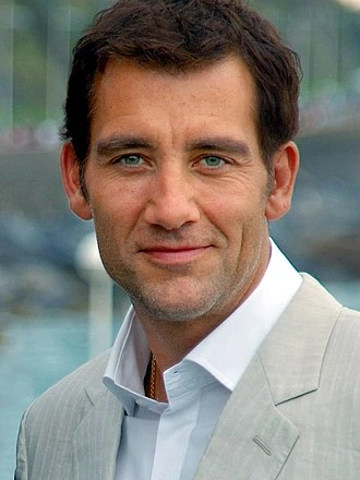 Clive Owen headshot