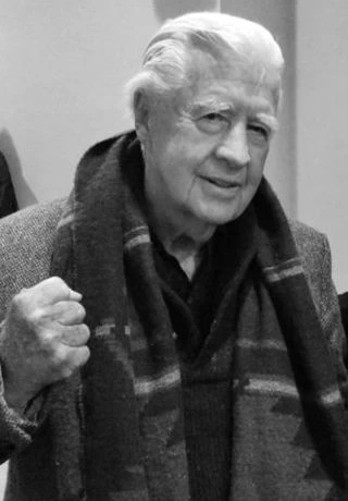 Clu Gulager headshot
