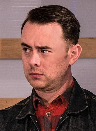 Colin Hanks headshot