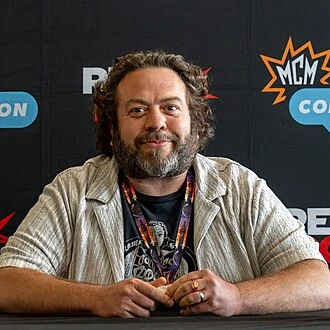 Dan Fogler headshot
