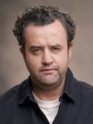 Daniel Mays headshot