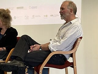 David Elliot image