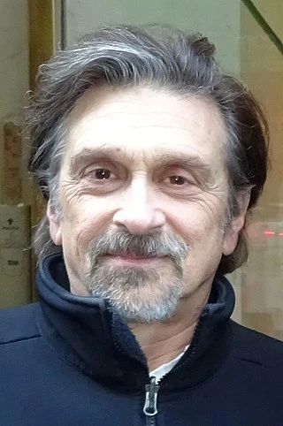 Dennis Boutsikaris headshot