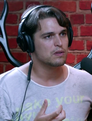 Diogo Morgado headshot