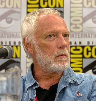 Drew Struzan headshot