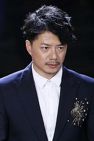 Duan Yihong headshot