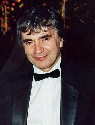 Dudley Moore headshot